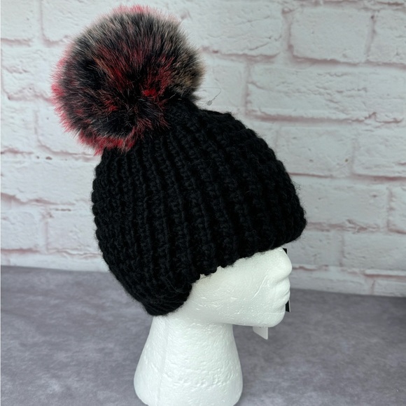 Kyi Kyi Canada Pouf Pom Pom Hat NWT - Picture 2 of 11